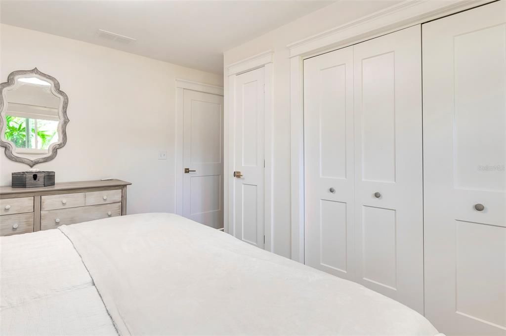 Active With Contract: $1,400,000 (4 beds, 2 baths, 1704 Square Feet)