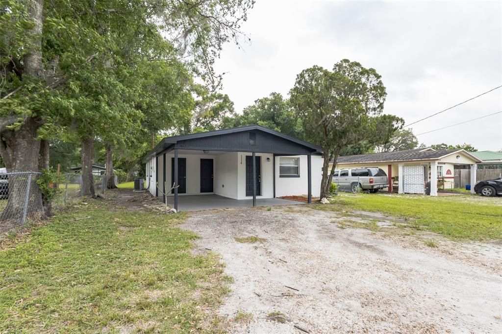 Active With Contract: $229,990 (3 beds, 1 baths, 1084 Square Feet)