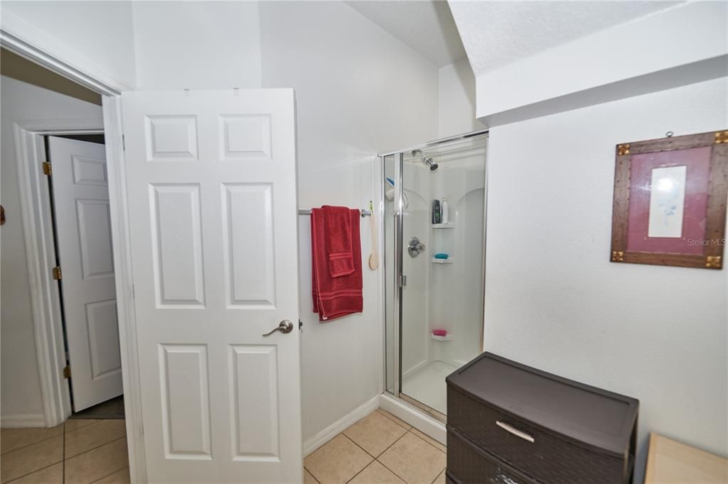For Sale: $310,000 (3 beds, 3 baths, 1312 Square Feet)