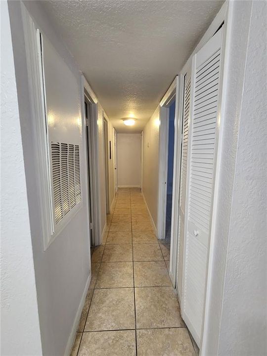 For Rent: $1,725 (2 beds, 2 baths, 1105 Square Feet)
