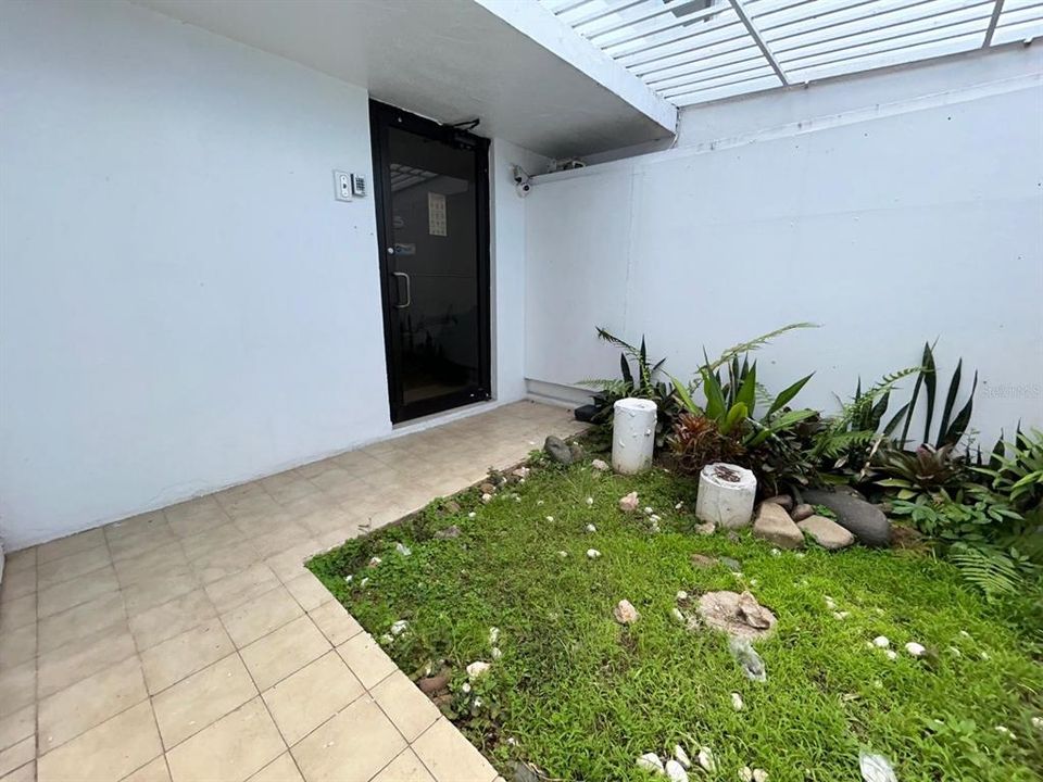 Vendido Recientemente: $72,000 (0 camas, 0 baños, 0 Pies cuadrados)