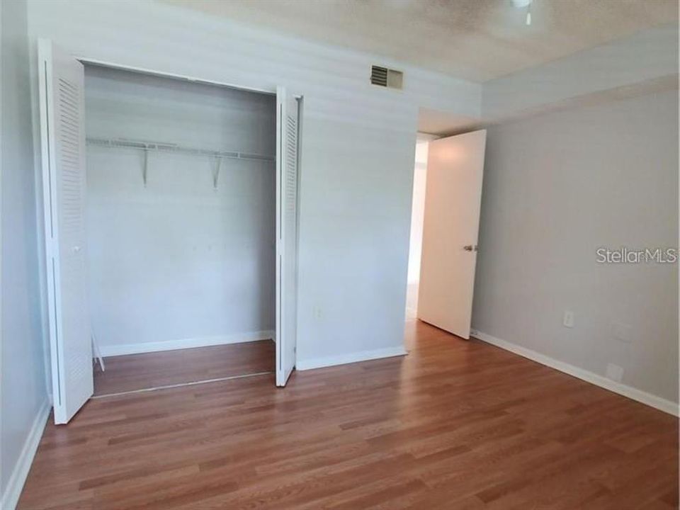 For Rent: $1,350 (1 beds, 1 baths, 685 Square Feet)