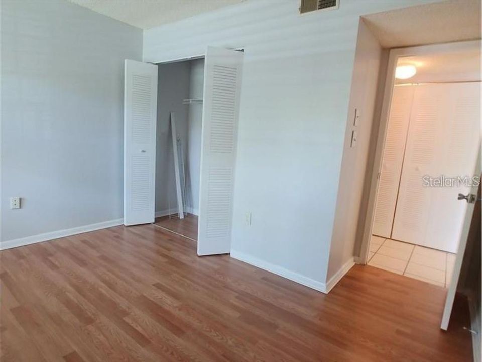 For Rent: $1,350 (1 beds, 1 baths, 685 Square Feet)