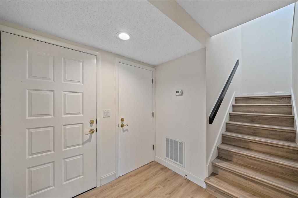 Active With Contract: $2,100 (2 beds, 2 baths, 1776 Square Feet)