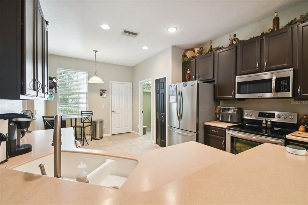 For Sale: $319,900 (3 beds, 2 baths, 1514 Square Feet)