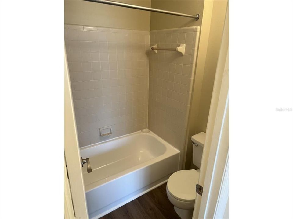 For Sale: $159,000 (1 beds, 1 baths, 665 Square Feet)