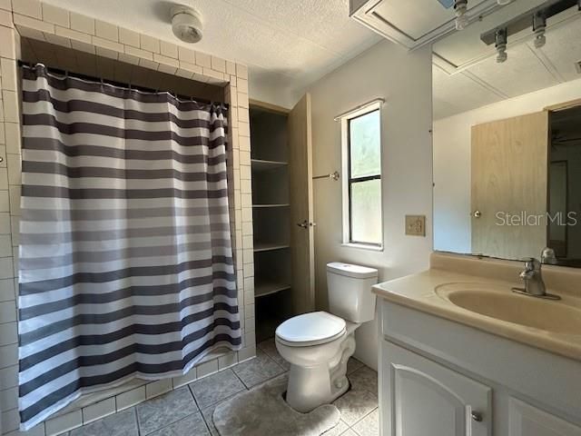 Master bathroom with jack and jill sinks