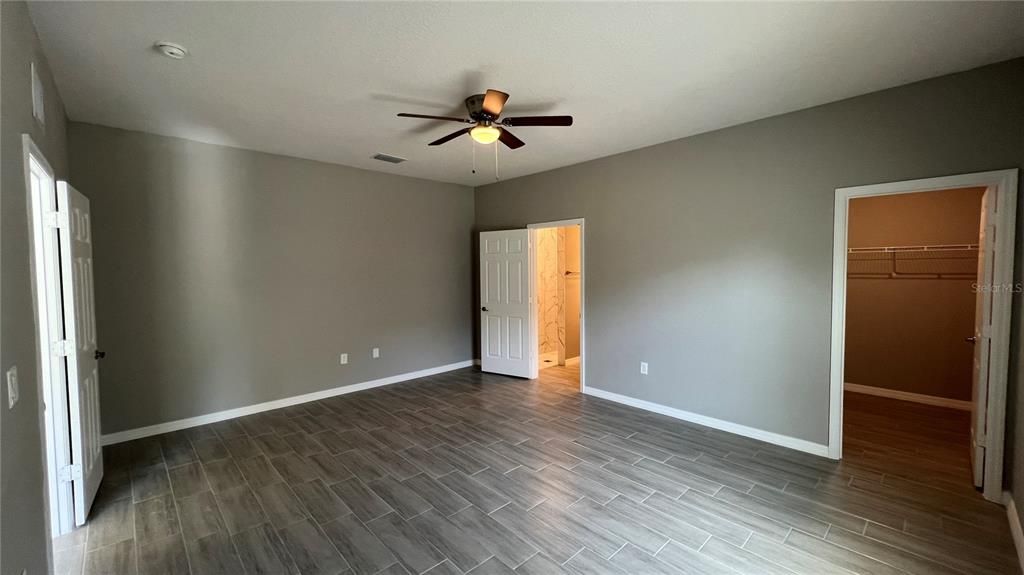 For Rent: $1,899 (3 beds, 2 baths, 1475 Square Feet)