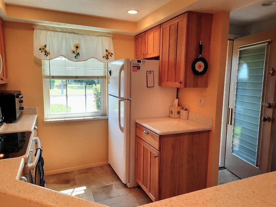 For Sale: $157,500 (2 beds, 2 baths, 1050 Square Feet)