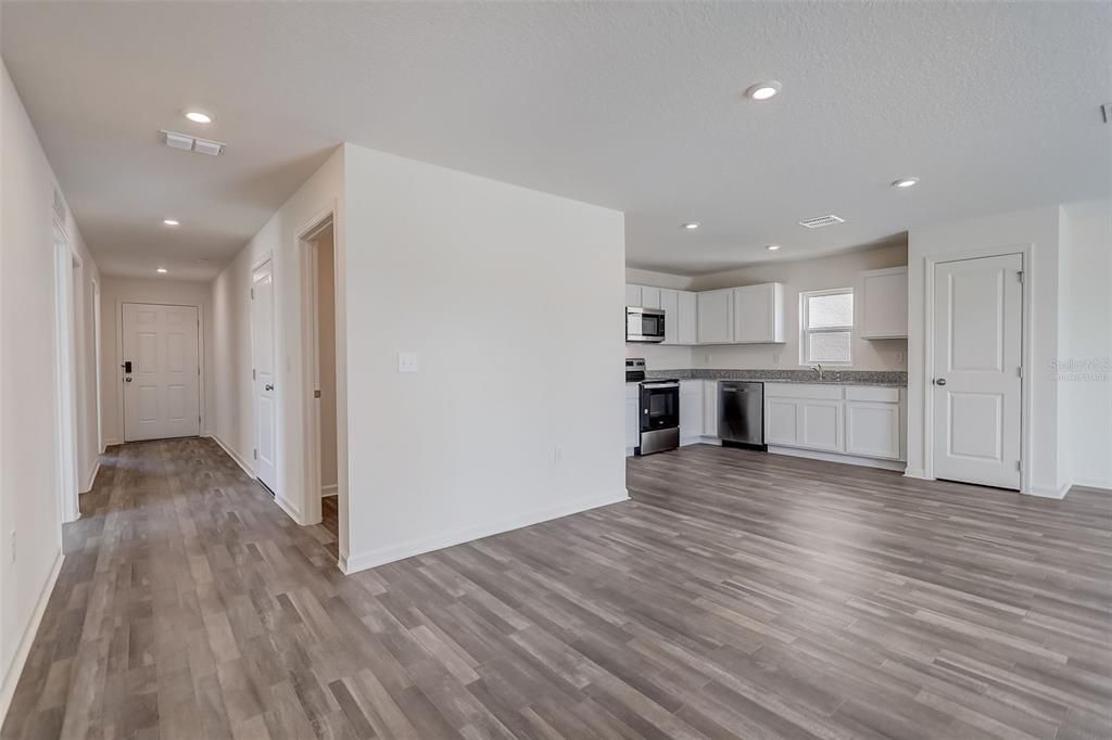 For Sale: $251,990 (3 beds, 2 baths, 1263 Square Feet)