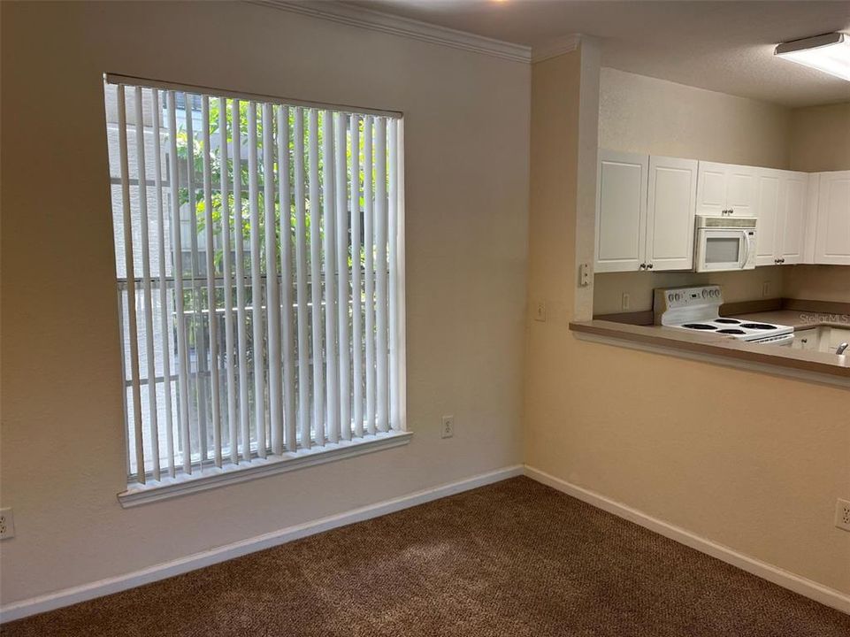 For Sale: $180,000 (2 beds, 2 baths, 1056 Square Feet)