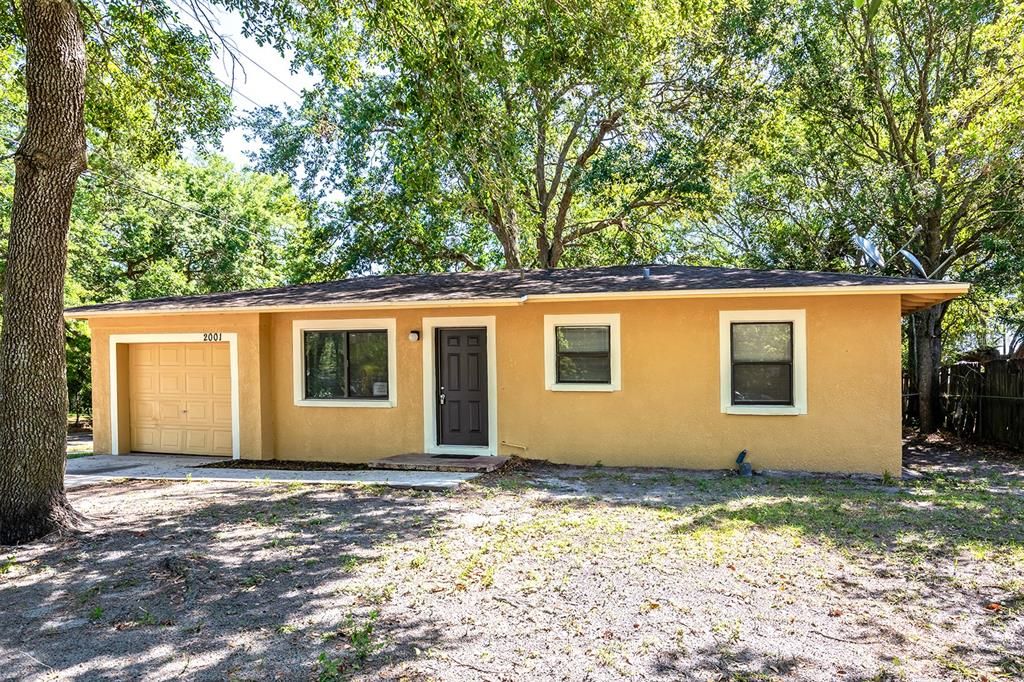 For Sale: $250,000 (3 beds, 1 baths, 850 Square Feet)