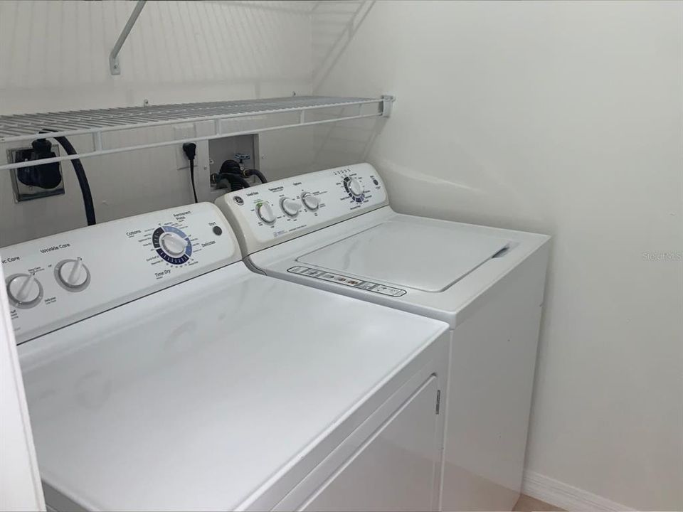 Laundry room with washer/dryer