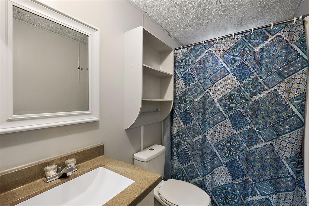 待售: $285,000 (3 贝兹, 2 浴室, 1664 平方英尺)