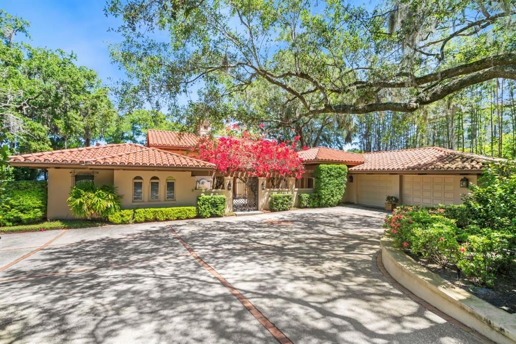 Recently Sold: $5,500,000 (3 beds, 2 baths, 3442 Square Feet)