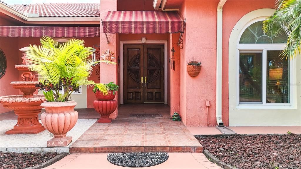 Recently Sold: $920,000 (4 beds, 2 baths, 2176 Square Feet)