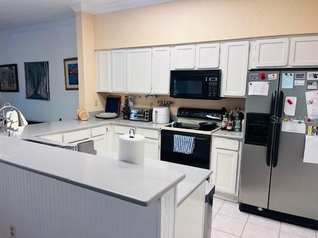 For Rent: $2,700 (2 beds, 2 baths, 1227 Square Feet)