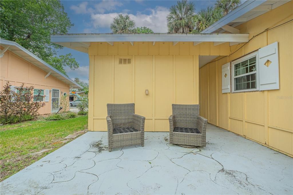 Active With Contract: $190,000 (1 beds, 1 baths, 780 Square Feet)
