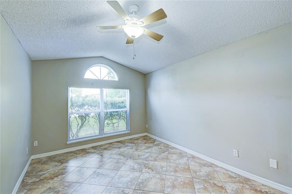For Sale: $369,900 (3 beds, 2 baths, 2000 Square Feet)