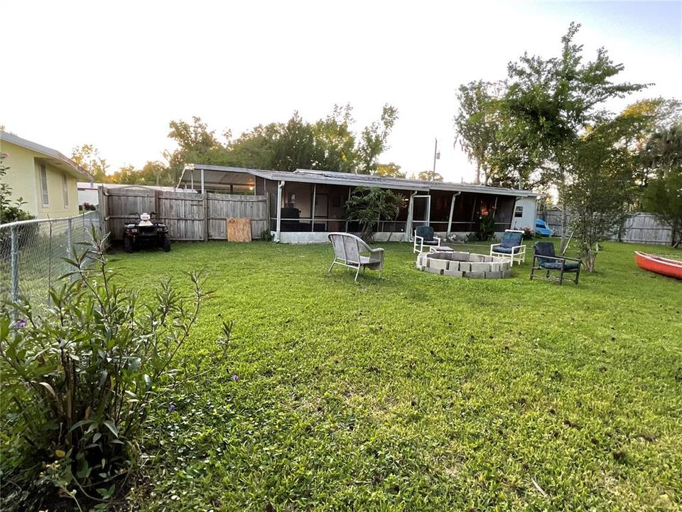For Sale: $282,500 (3 beds, 2 baths, 1152 Square Feet)