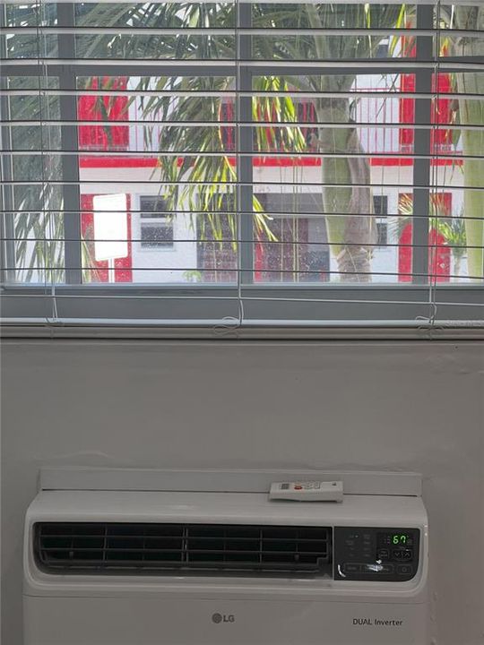 AC/Heat Window Unit