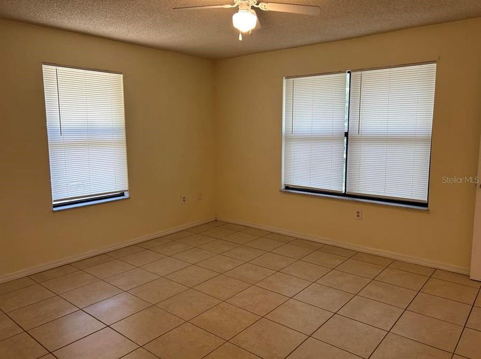 For Rent: $2,200 (2 beds, 2 baths, 1303 Square Feet)