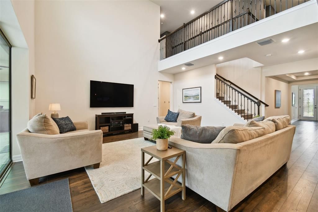 Active With Contract: $1,125,000 (5 beds, 4 baths, 4274 Square Feet)