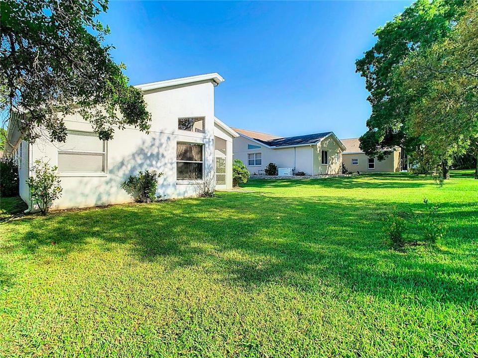 Active With Contract: $295,000 (3 beds, 2 baths, 1990 Square Feet)