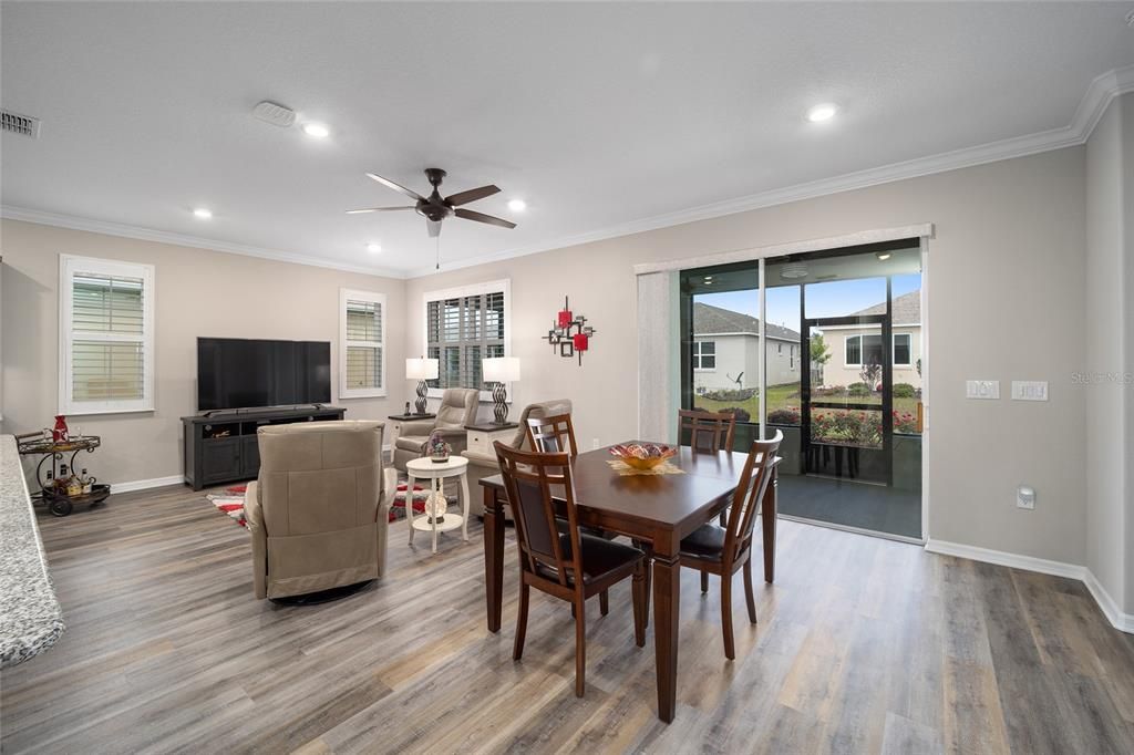 Active With Contract: $399,900 (3 beds, 2 baths, 1747 Square Feet)