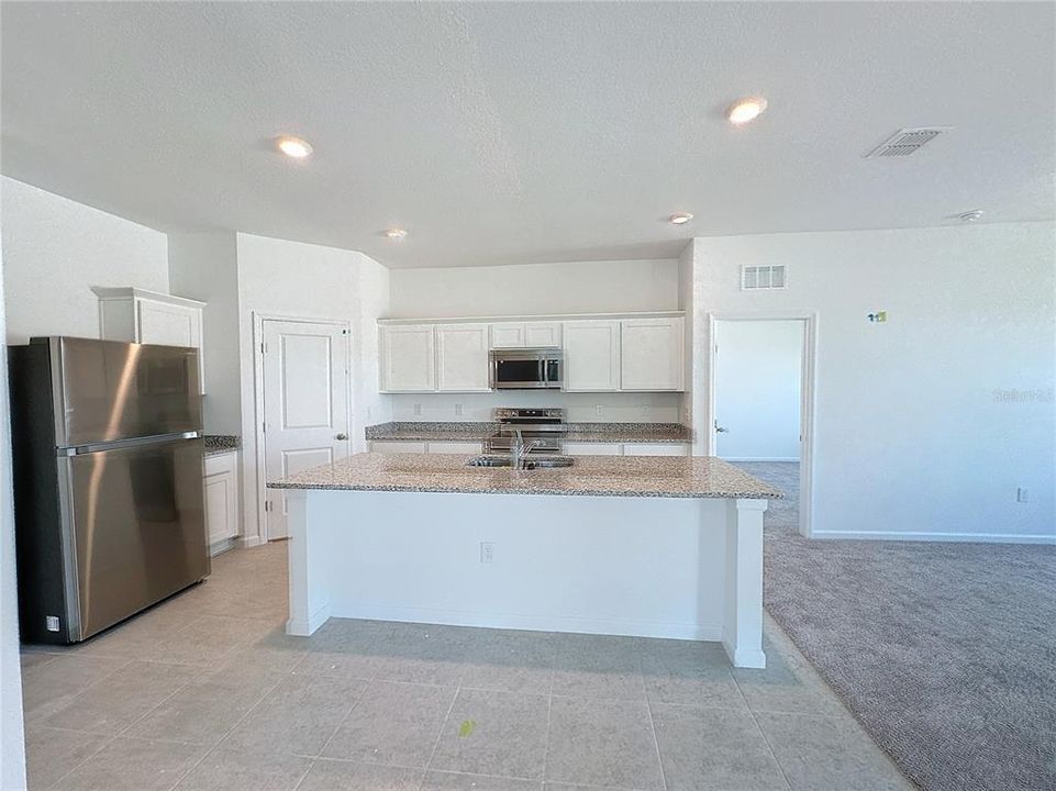 For Sale: $329,990 (4 beds, 2 baths, 1802 Square Feet)