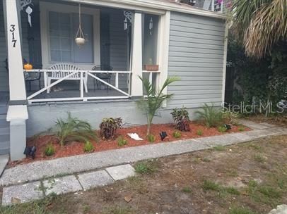 Recently Rented: $875 (0 beds, 1 baths, 400 Square Feet)