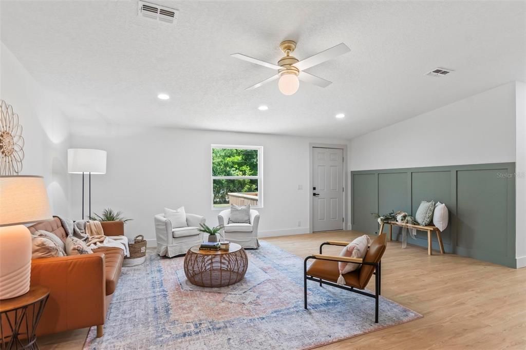 Active With Contract: $339,500 (5 beds, 2 baths, 2280 Square Feet)