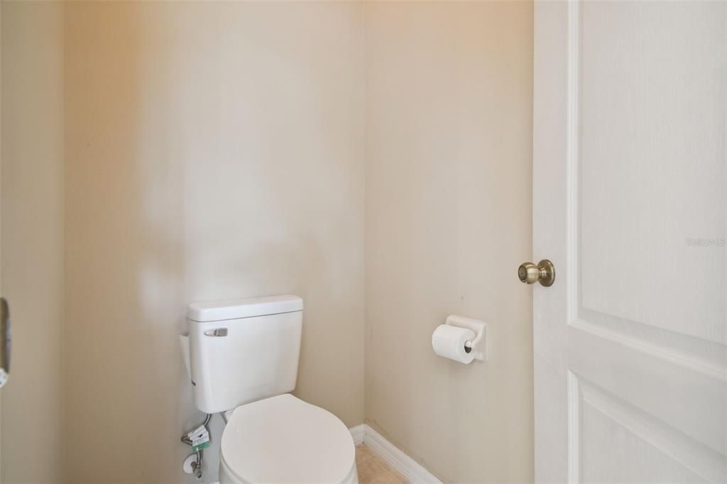 Active With Contract: $399,900 (3 beds, 2 baths, 2412 Square Feet)