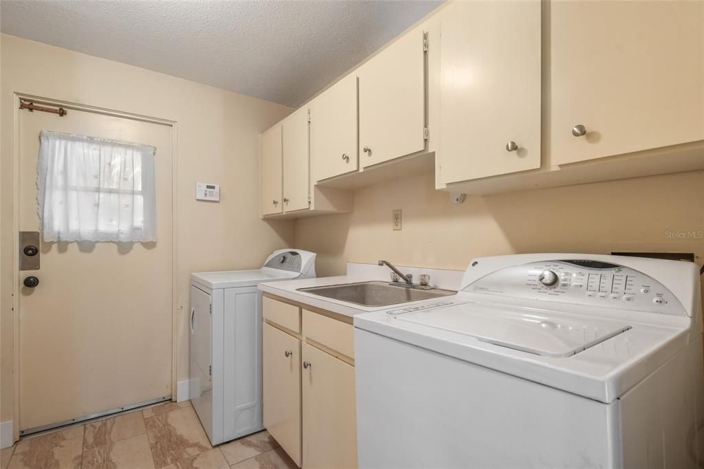 Laundry room is off the kitchen