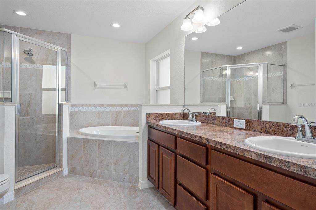 Active With Contract: $369,900 (4 beds, 2 baths, 2120 Square Feet)