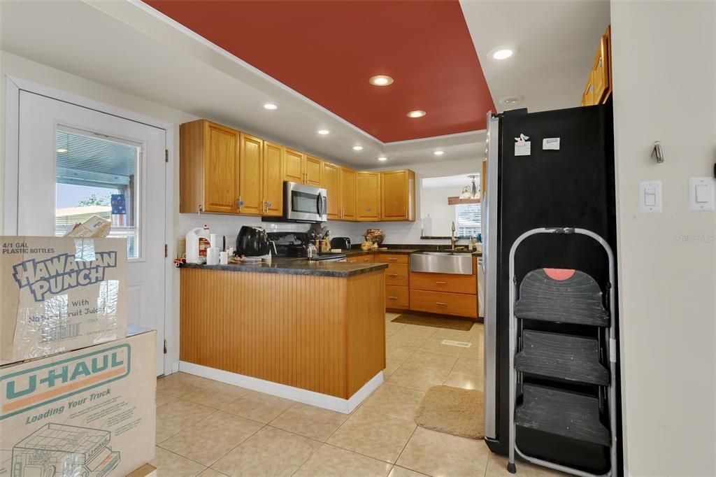 For Sale: $269,500 (2 beds, 2 baths, 1128 Square Feet)