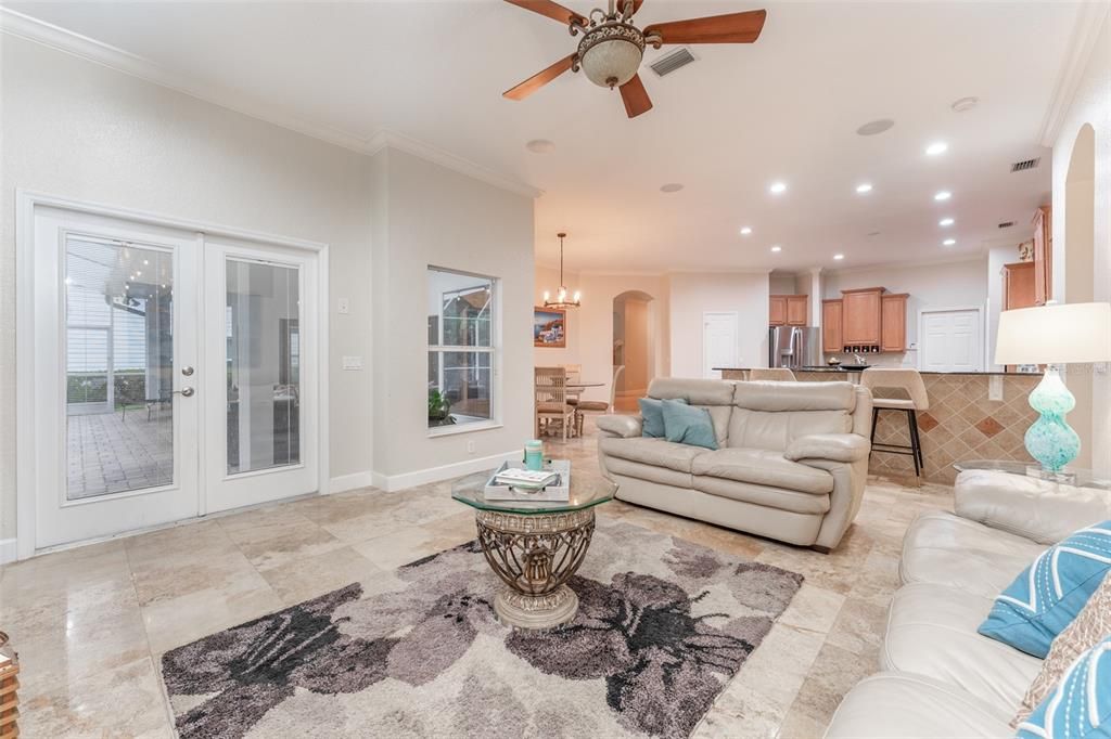 Recently Sold: $885,000 (4 beds, 4 baths, 3085 Square Feet)