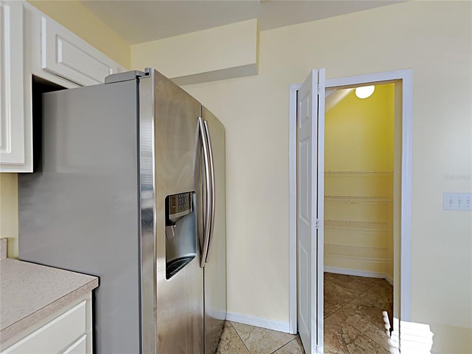 Active With Contract: $1,850 (2 beds, 2 baths, 1333 Square Feet)
