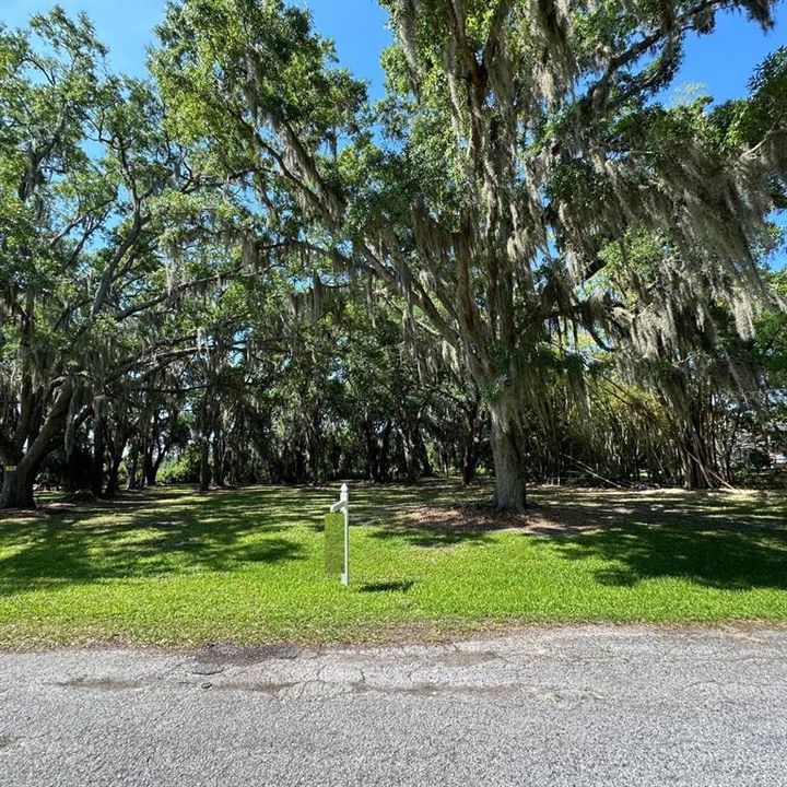 For Sale: $265,000 (1.03 acres)