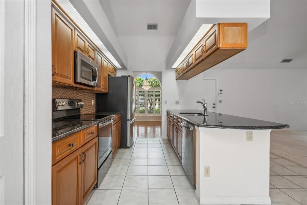 For Sale: $524,900 (4 beds, 2 baths, 2244 Square Feet)