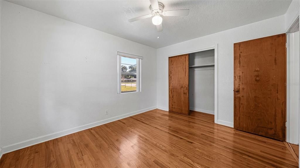 Active With Contract: $315,000 (3 beds, 1 baths, 1475 Square Feet)