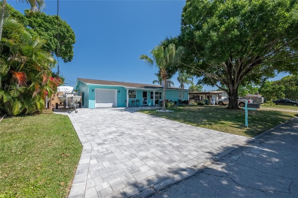 Recently Sold: $315,000 (3 beds, 2 baths, 1416 Square Feet)