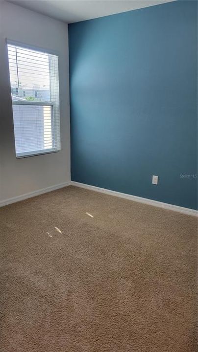 Active With Contract: $2,250 (3 beds, 2 baths, 1529 Square Feet)