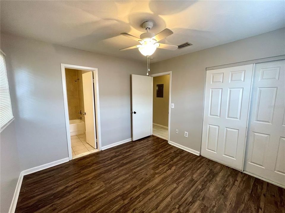 For Rent: $2,195 (4 beds, 2 baths, 1668 Square Feet)