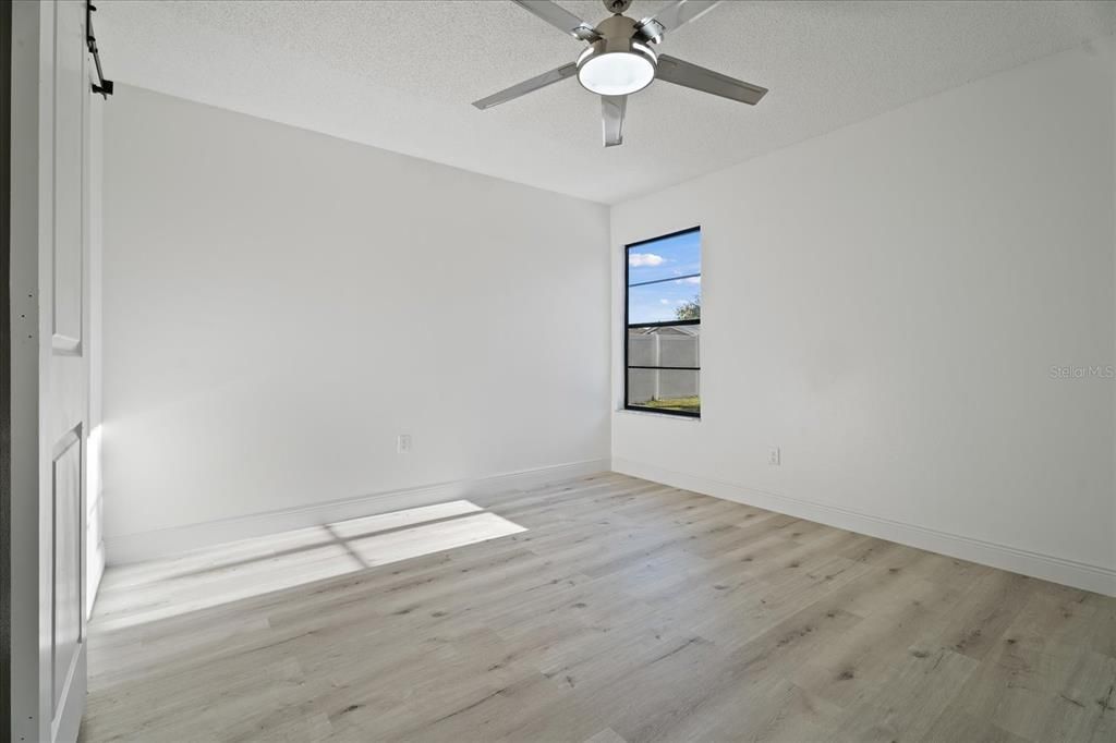 Active With Contract: $325,000 (3 beds, 2 baths, 1590 Square Feet)