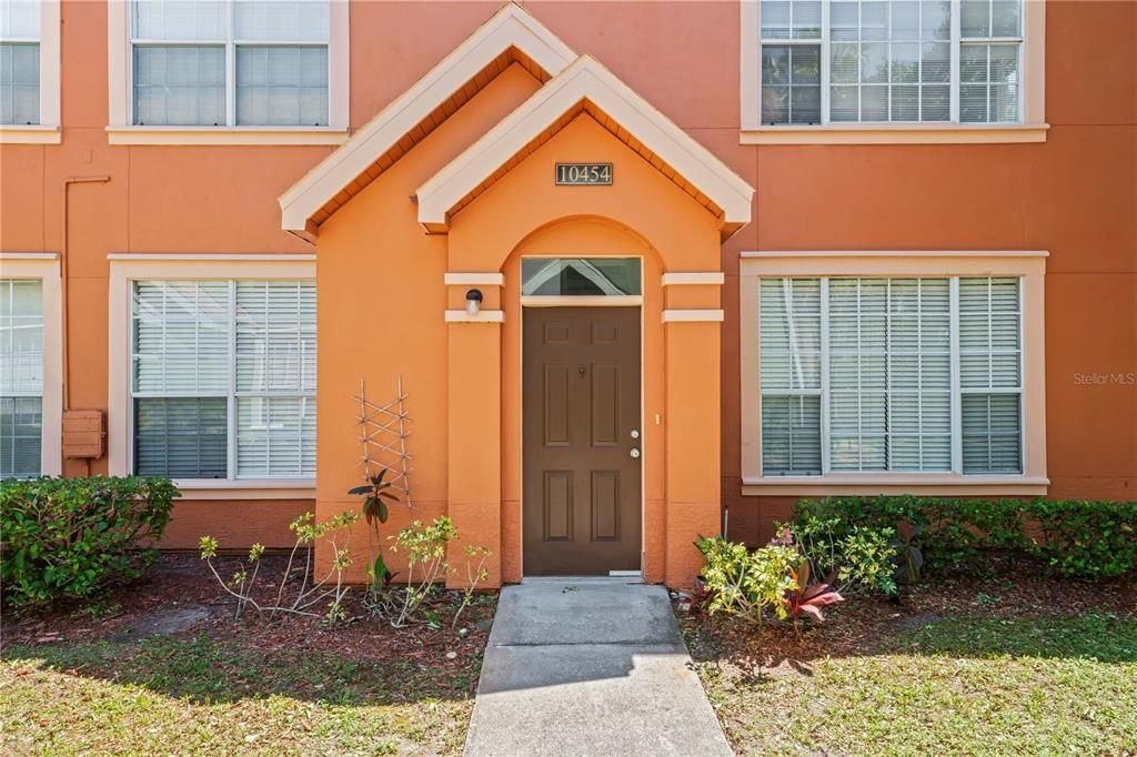 For Rent: $2,000 (2 beds, 2 baths, 1168 Square Feet)