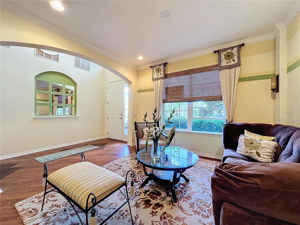 Lounge Area in Front Family Room