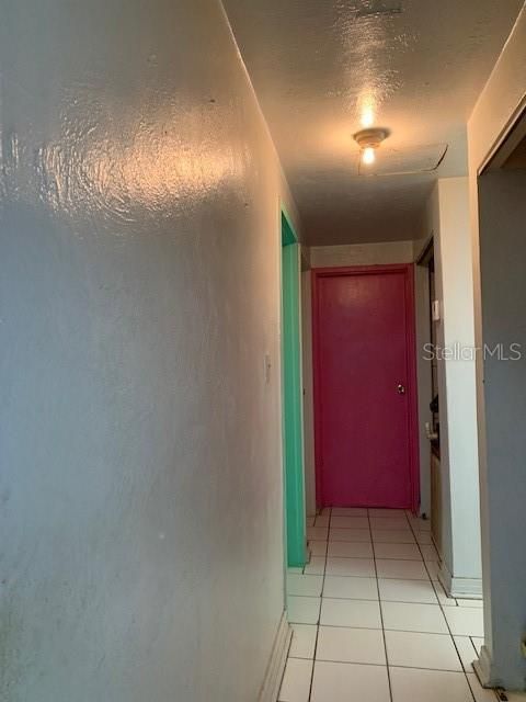 For Sale: $220,000 (2 beds, 1 baths, 1241 Square Feet)