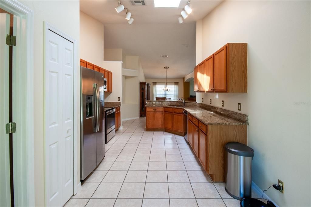 For Sale: $439,900 (4 beds, 2 baths, 1822 Square Feet)