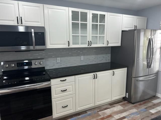 For Sale: $239,000 (2 beds, 2 baths, 1155 Square Feet)